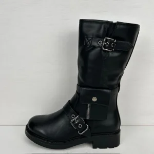 Stoere leatherlook laarzen met leuke details zwart