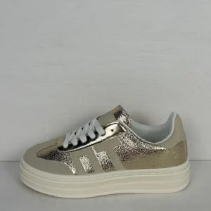 Casual sneakers met leuk design goud