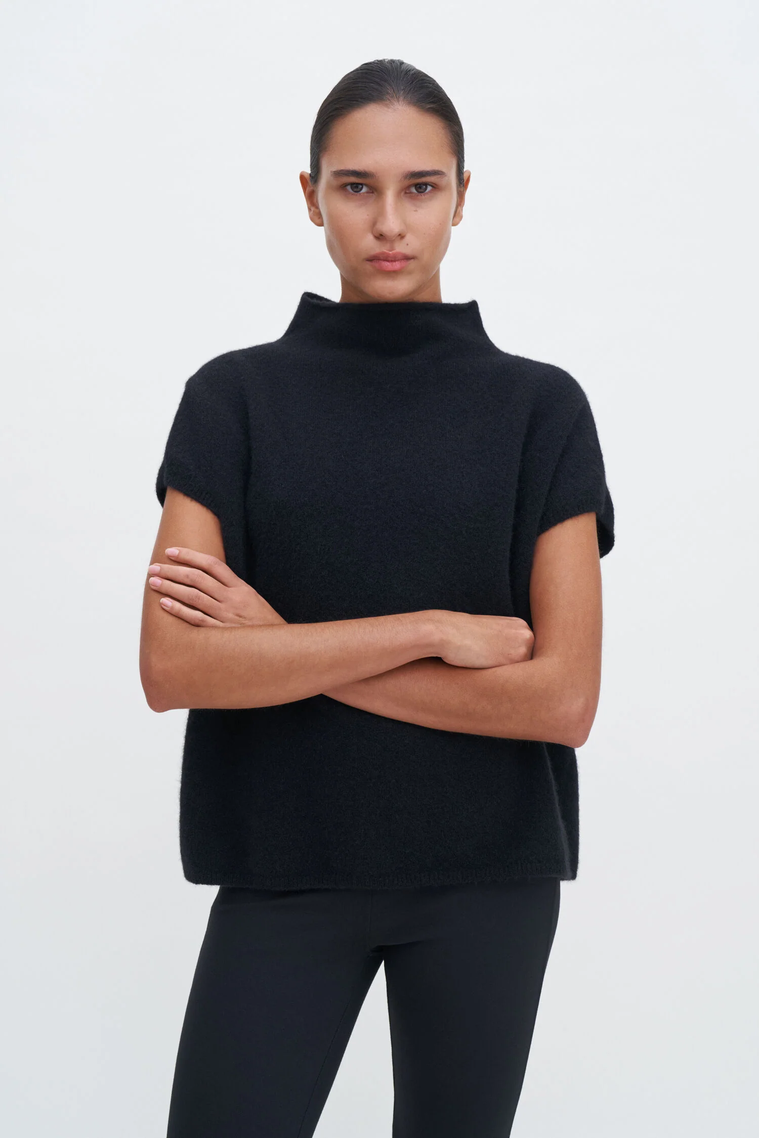XIMENA SWEATER - BLACK